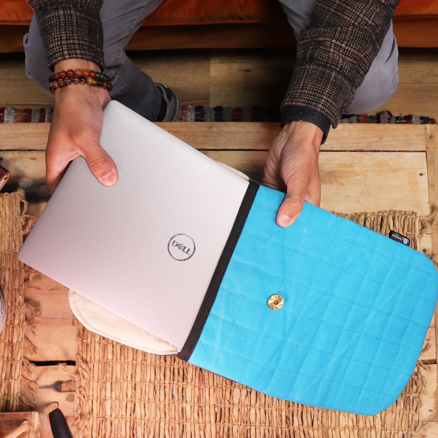 Laptophülle Crazy Yellow – Gepolstert aus robustem Stonewashed Cotton