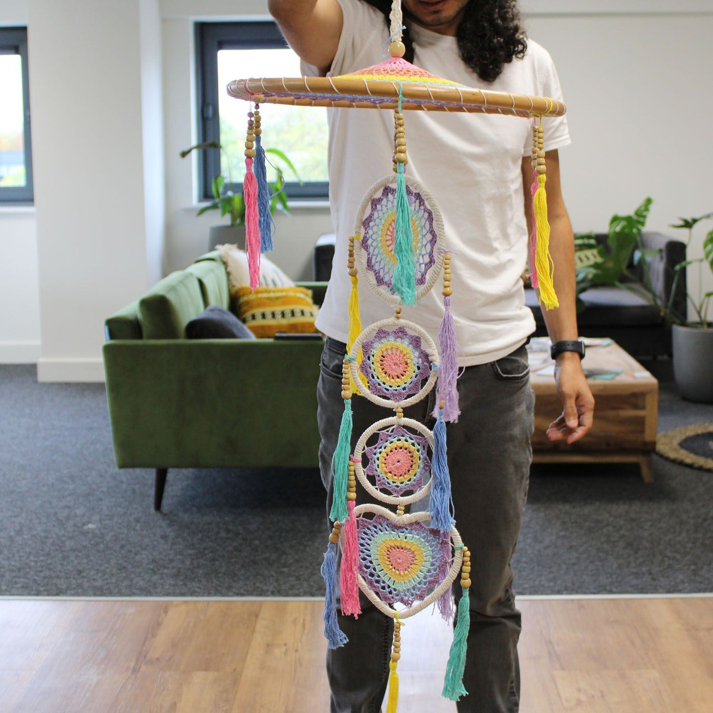 Großer Traumfänger 'Bali Spirit' 120cm - Pastellregenbogen, handgefertigt