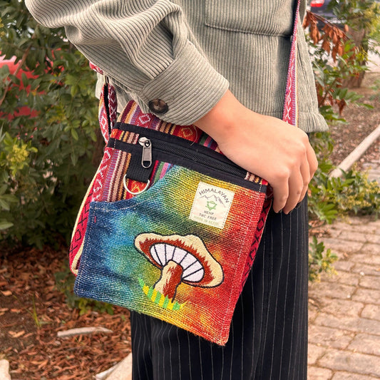 Schultertasche mit Pilz-Stickerei in Orange - Hanf-Baumwolle-Mix aus Nepal