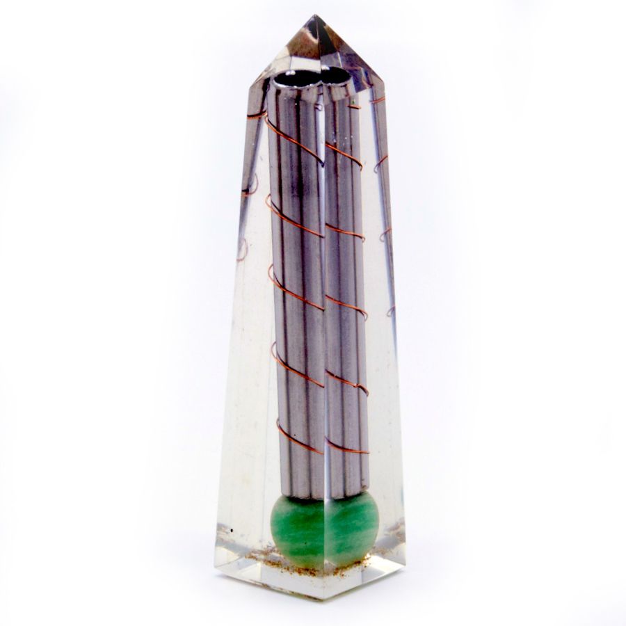 Orgonit Obelisk mit Grünem Aventurin – Energetischer Ausgleich für Ihre Räume (11 cm)