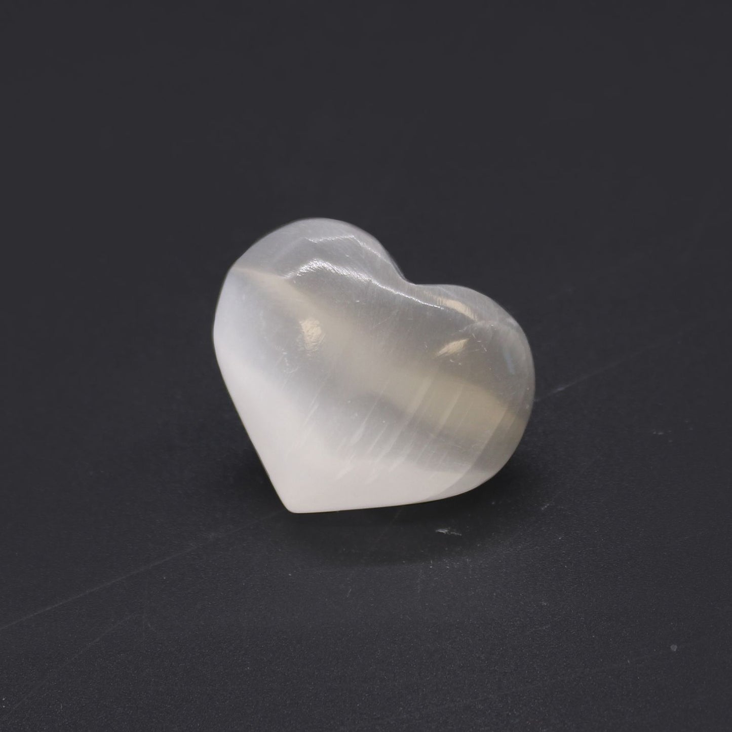 Selenit Herz Handschmeichler – Natürliches Kristallherz 3-4 cm