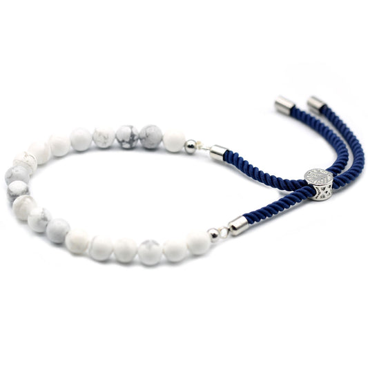 Edelstein-Armband mit weißem Howlit – Marineblau & 925er Silber