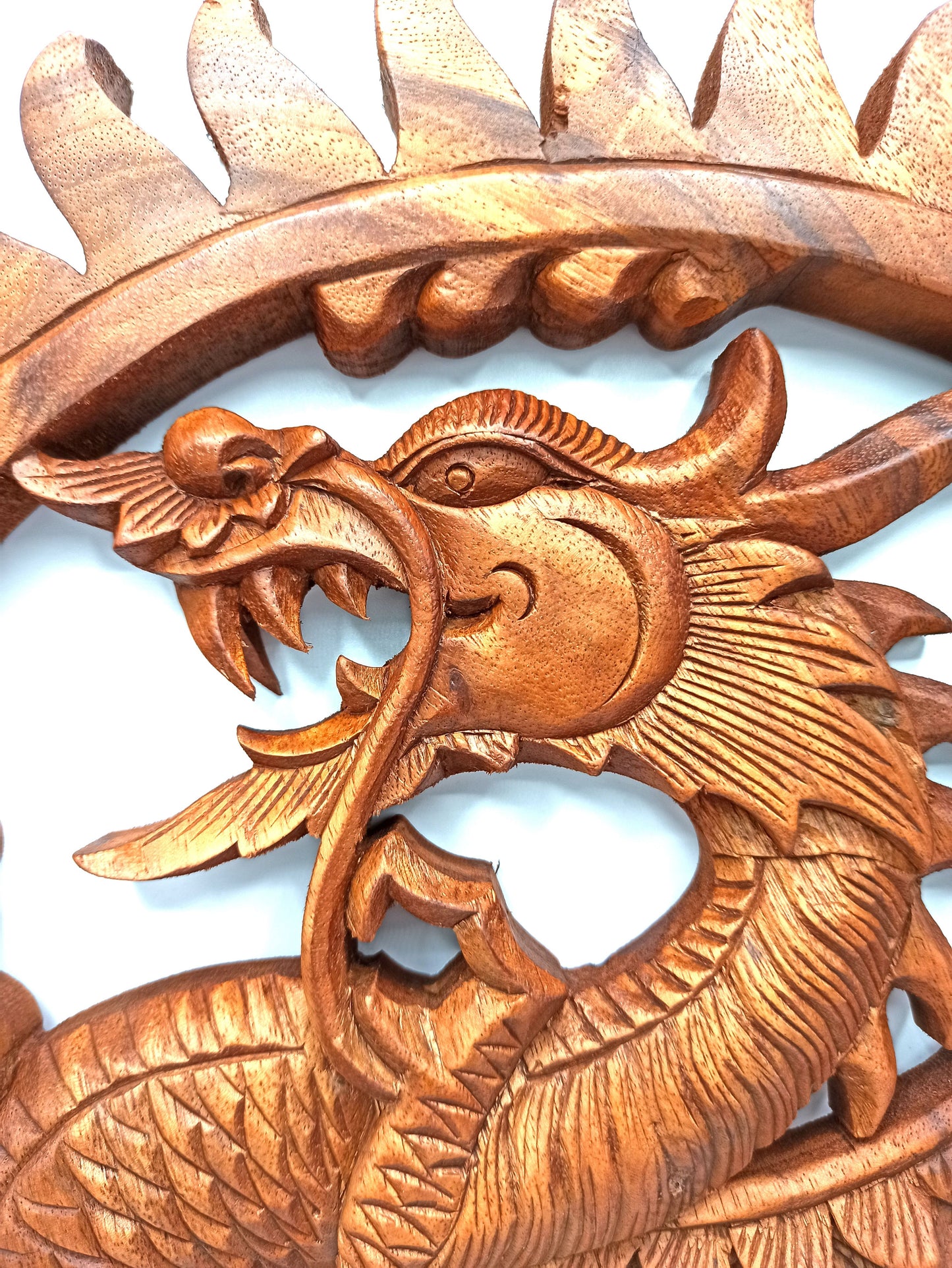 Handgeschnitztes Wandpanel Drache - 40 cm Unikat aus Suar-Holz