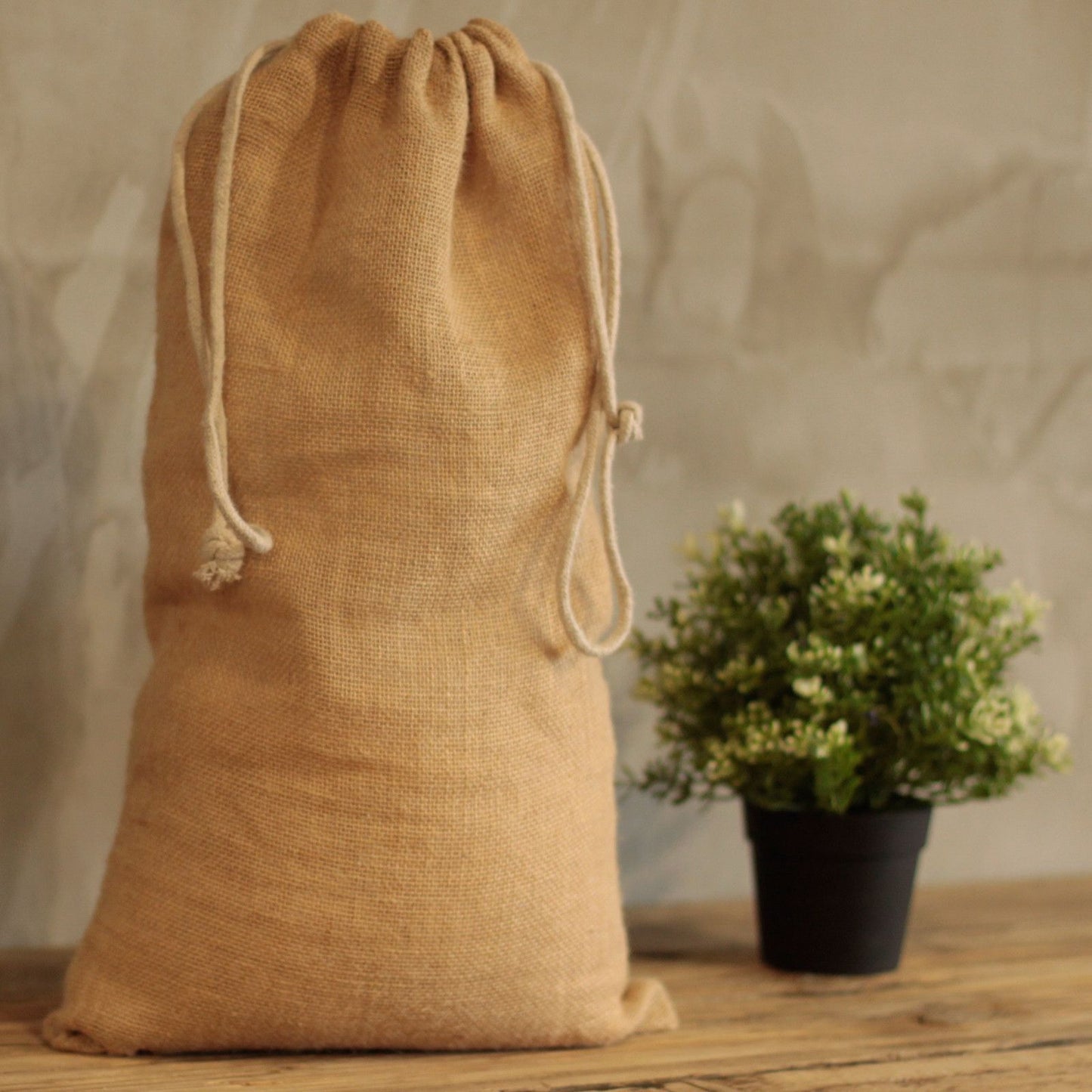Natur Jutesack 30x40 cm mit Kordel – Rustikale Geschenkverpackung