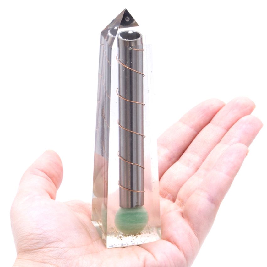 Orgonit Obelisk mit Grünem Aventurin – Energetischer Ausgleich für Ihre Räume (11 cm)