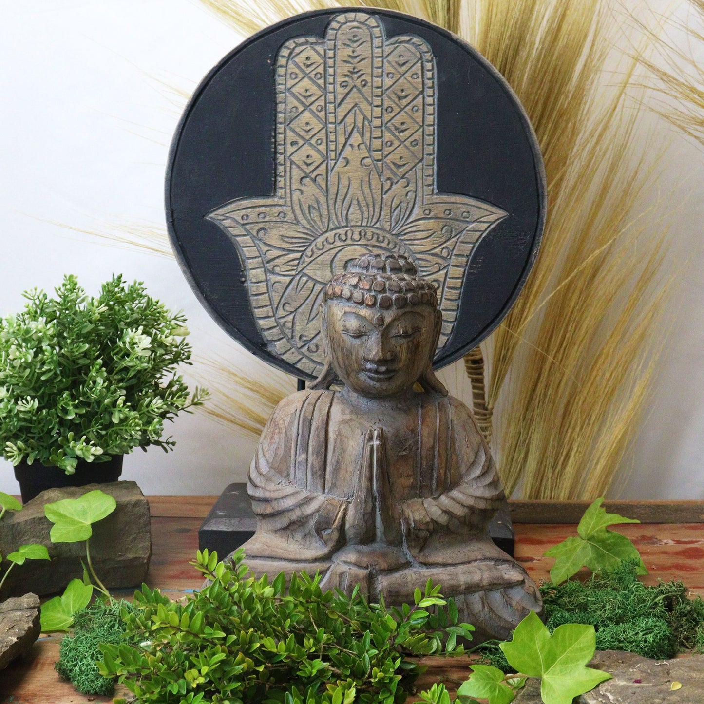 Feng Shui Set Buddha & Hamsa in Grau – Handgeschnitztes Holz-Dekor