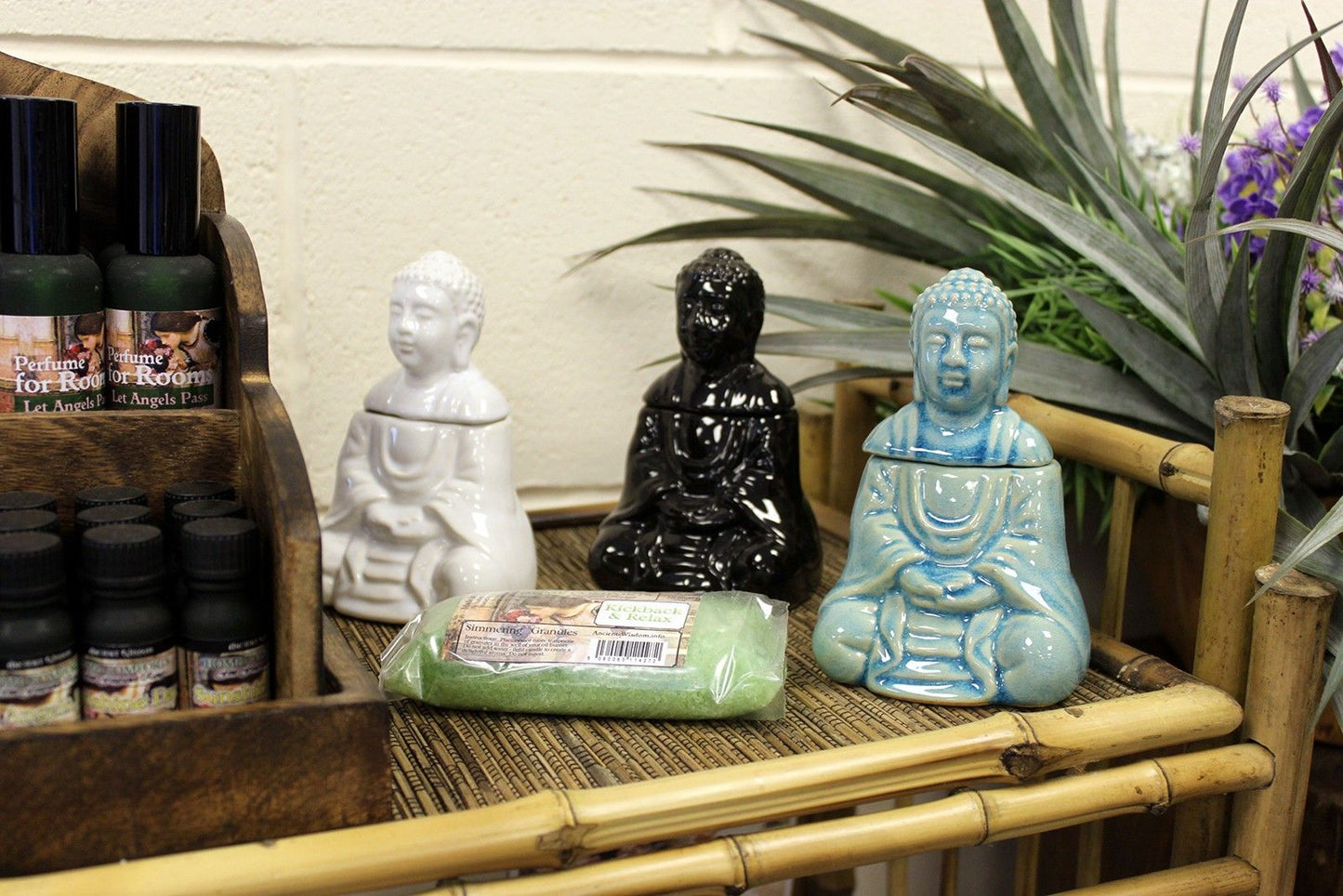 Duftlampe 'Meditierender Buddha' in Schwarz – Keramik für ätherische Öle