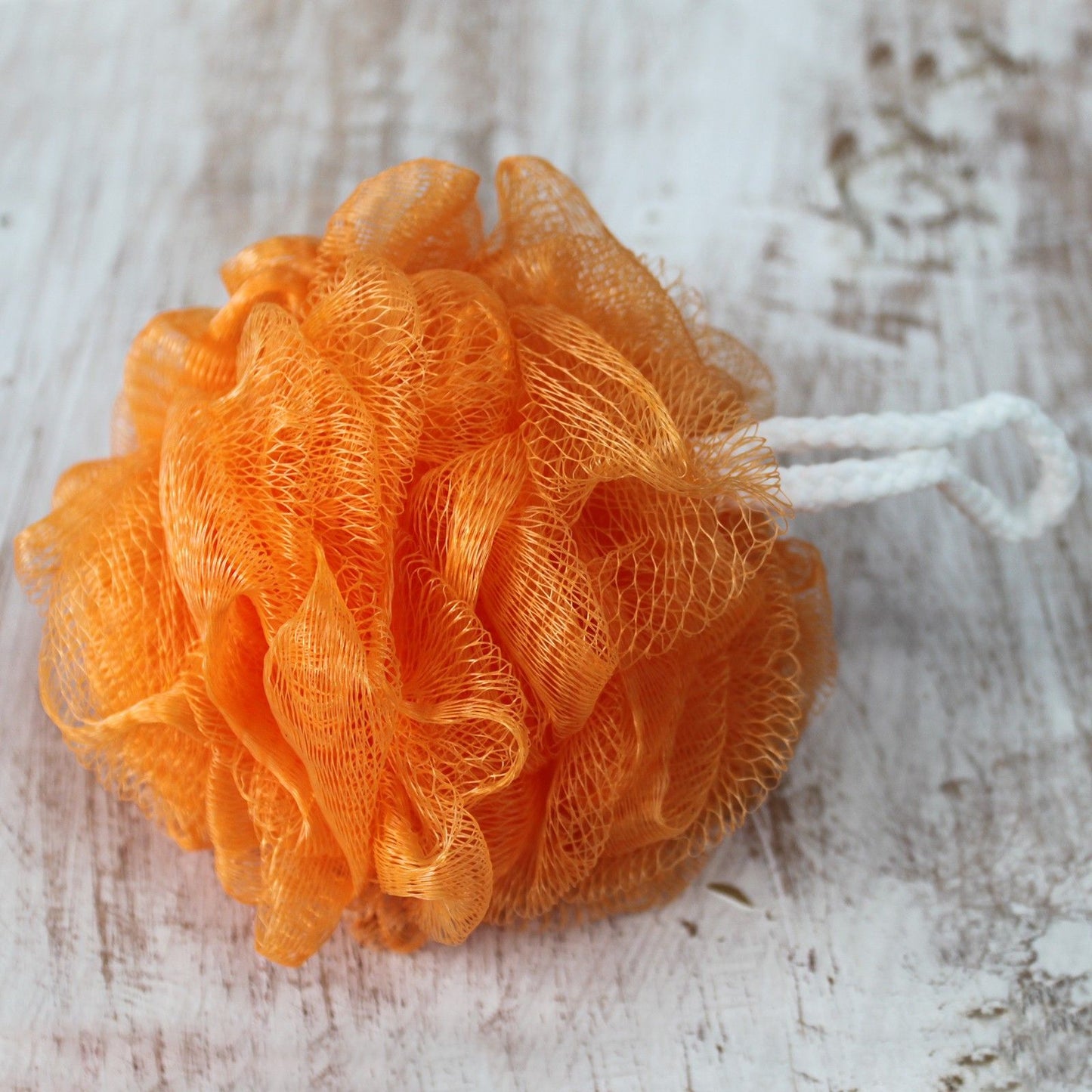 Scrunchies Duschschwamm-Set im Präsentationsrohr – 5 Stück, farbenfroh