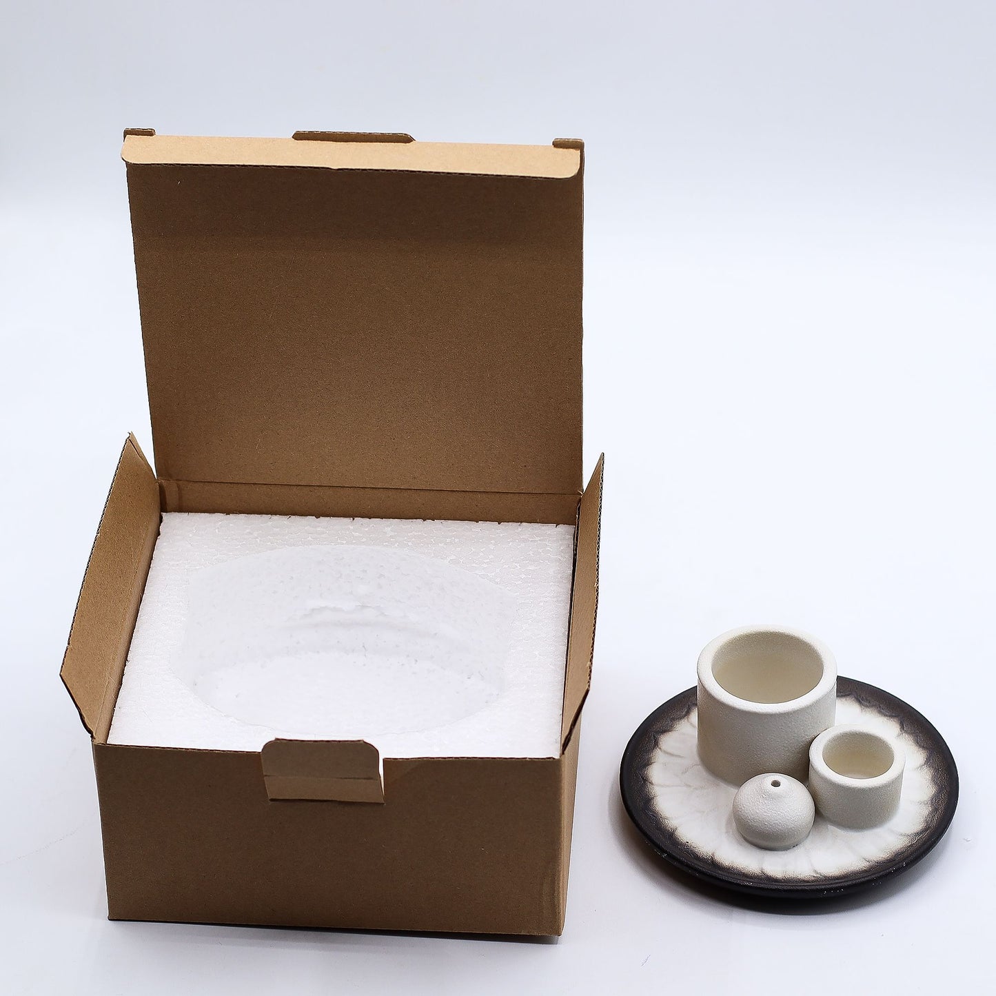 Smudge-Halter Mandala – Weiß & Grau für Palo Santo & Räucherwerk