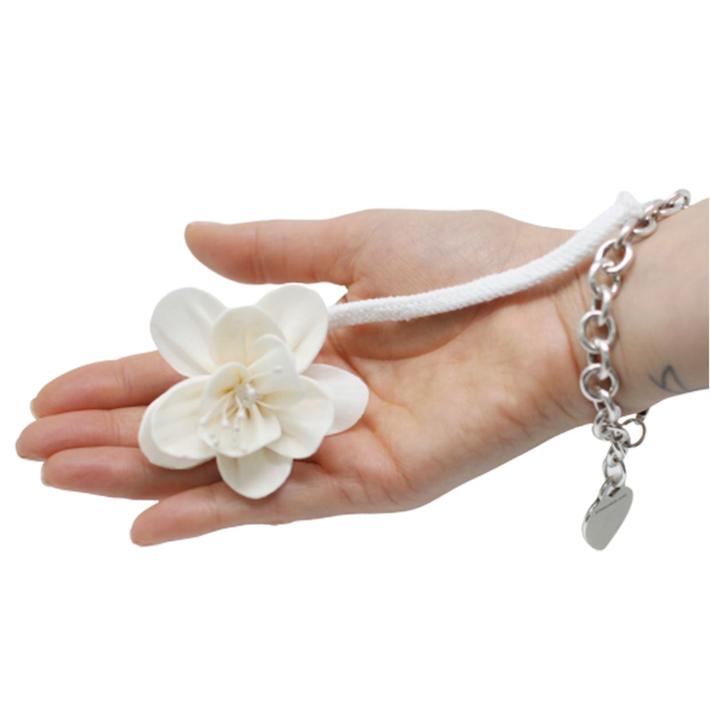 Natürliche Duftblüte Lilie aus Solaholz mit Baumwollschnur