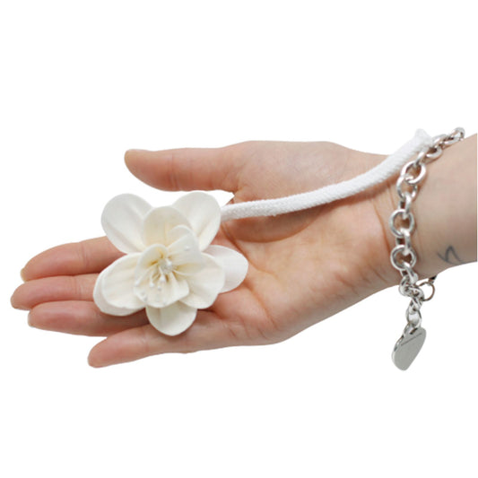 Natürliche Duftblüte Lilie aus Solaholz mit Baumwollschnur
