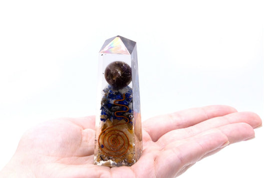 Handgefertigter Orgonit-Obelisk mit Kupfer, Lapislazuli & Gelbem Aventurin – 9 cm