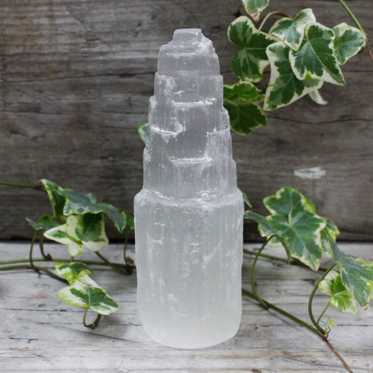 Selenit-Lichtskulptur mit LED-Basis | 15 cm Naturturm aus Marokko