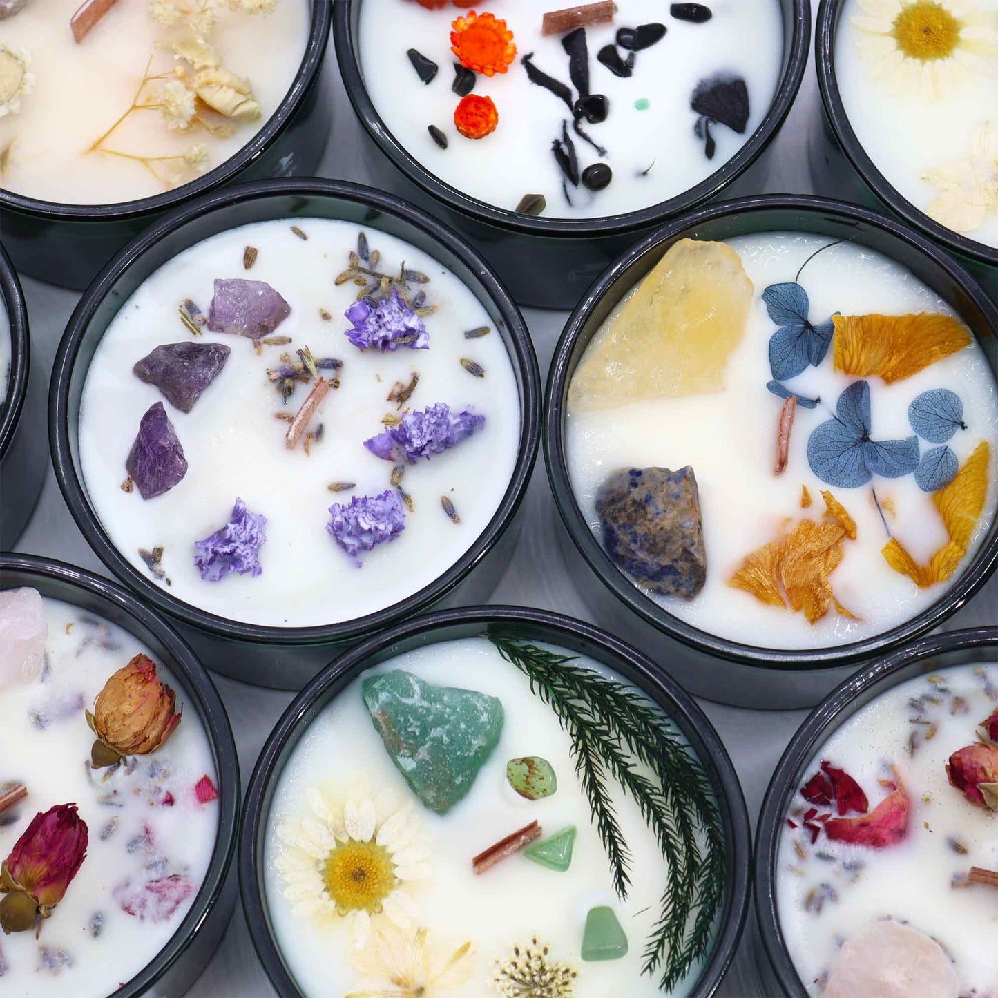 Sonnige Zitrus-Kerze mit Citrin & Sodalith - Edelstein-Duftlicht