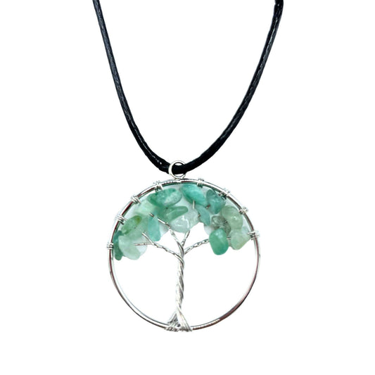 Lebensbaum-Anhänger aus Jade – Handgefertigtes Amulett mit Wildlederband