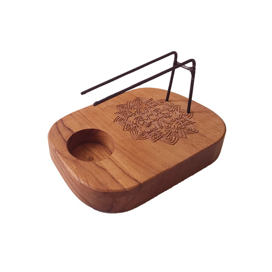 Palo Santo Aromawärmer aus Teakholz – Mandala-Design mit Metalleinsatz