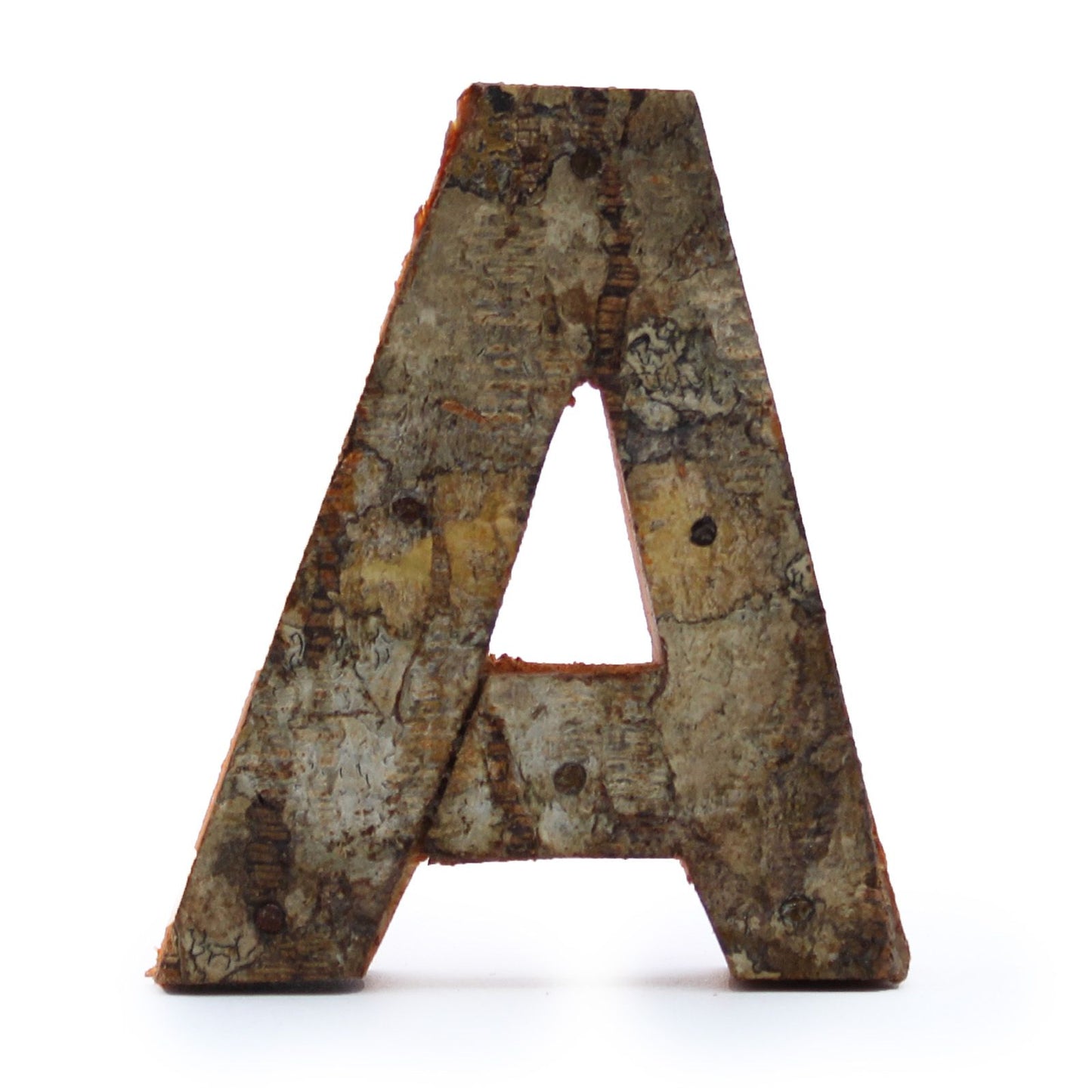 Buchstabe A aus Albasia-Holz mit natürlicher Rindenstruktur – 7 cm