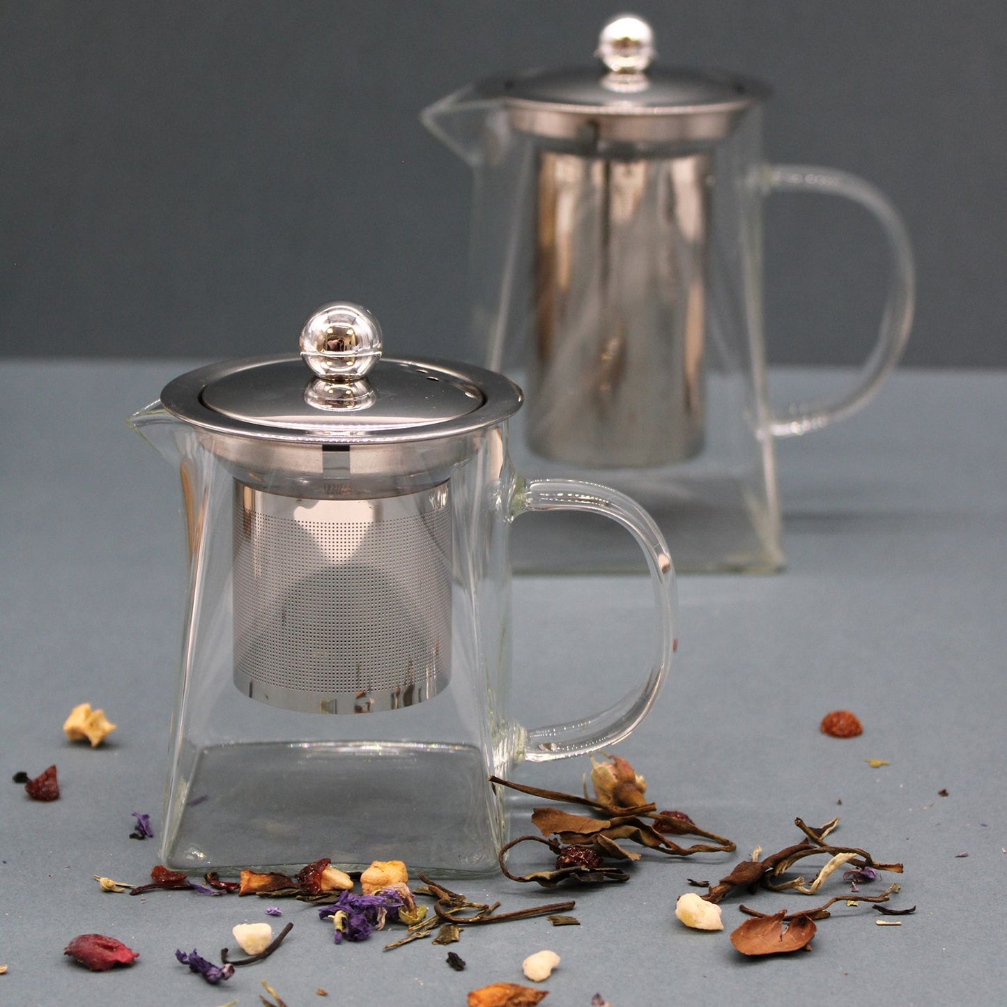 Glas-Teekanne 'Turm' mit Edelstahlsieb - 750 ml für volles Aroma
