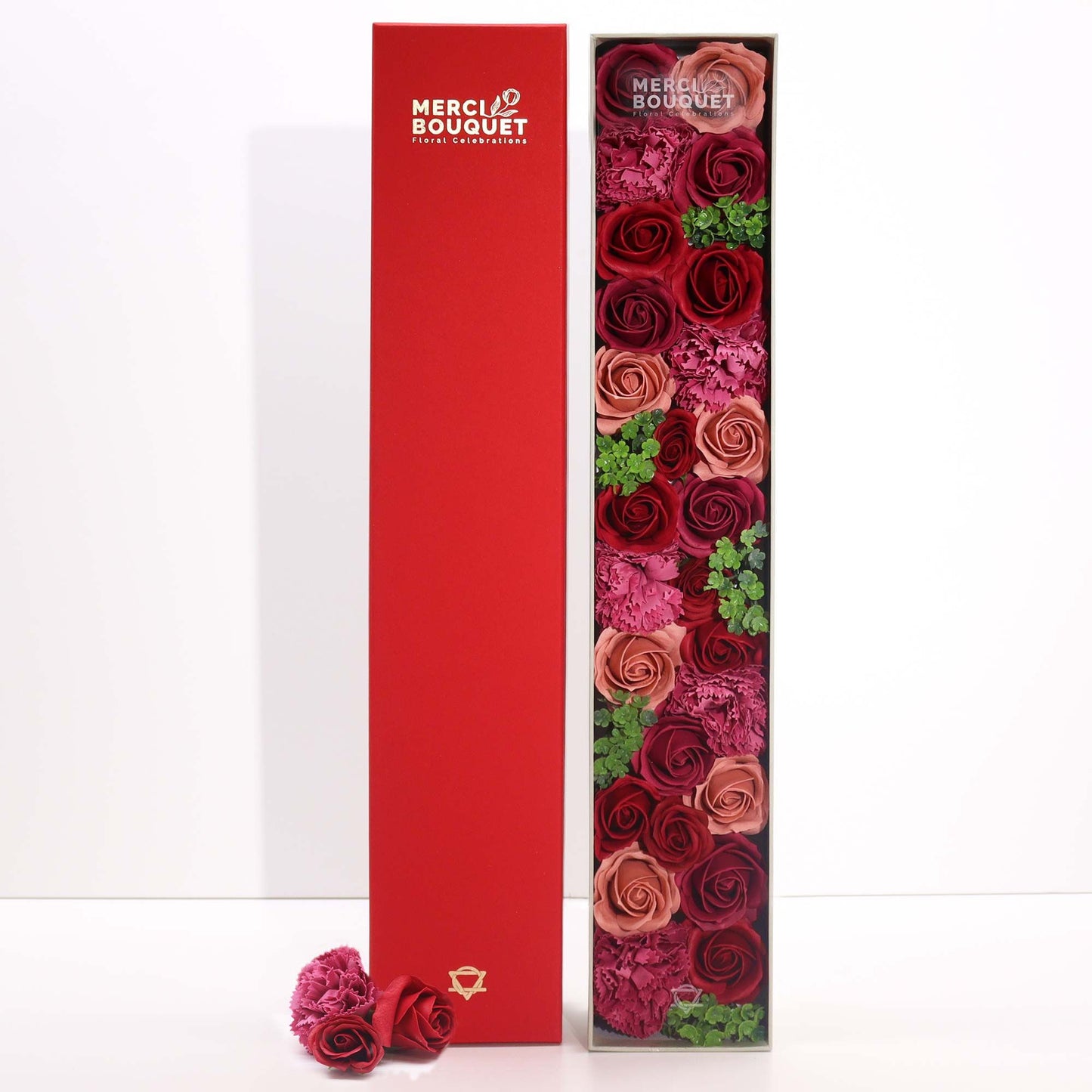Längliche Geschenkbox mit Vintage Seifenrosen - Zeitlose Romantik