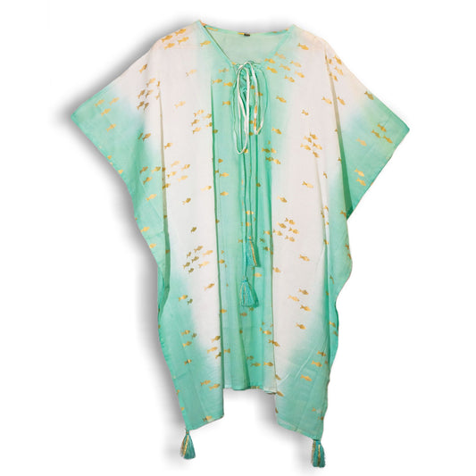 Handbemalter Baumwoll-Kaftan in Weiß mit Türkis und Goldfisch-Motiv