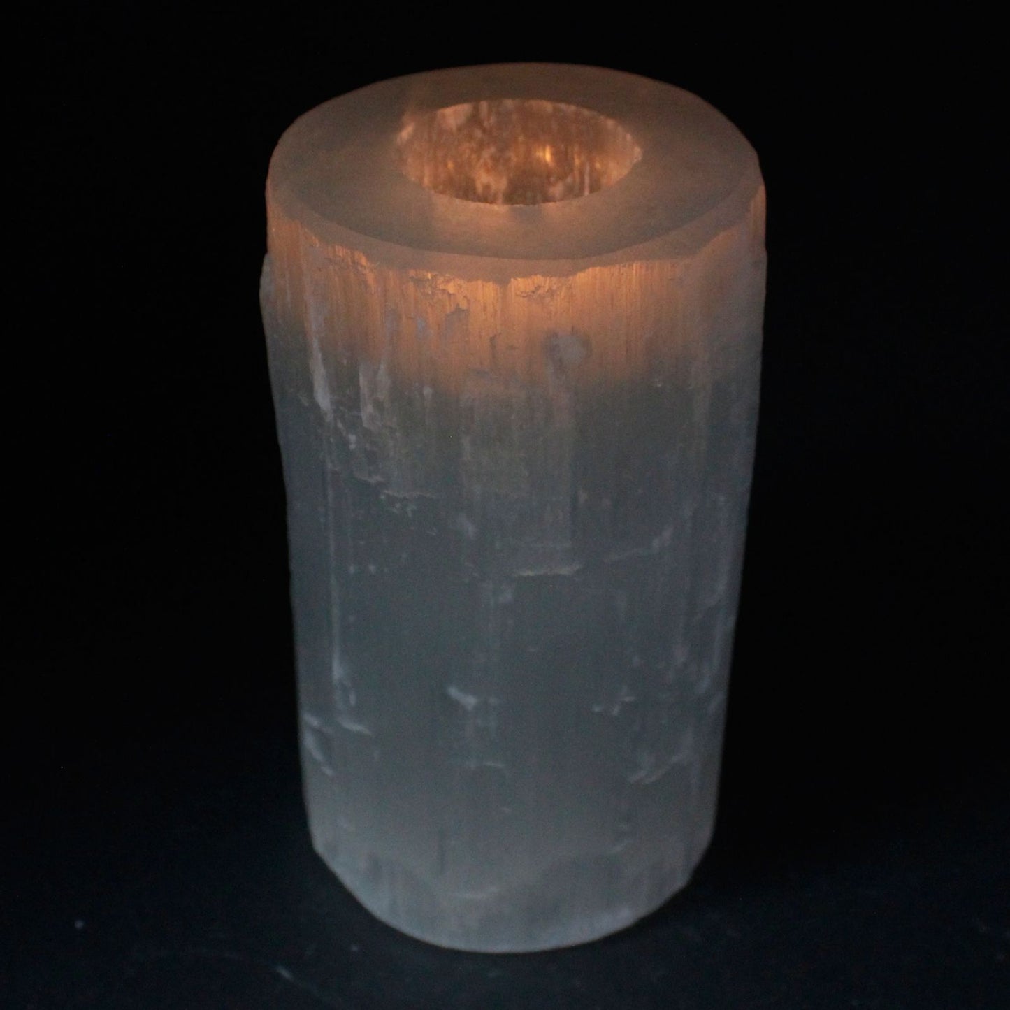 Selenit-Kerzenhalter mit Naturkante – 15 cm Kristall für sanftes Licht