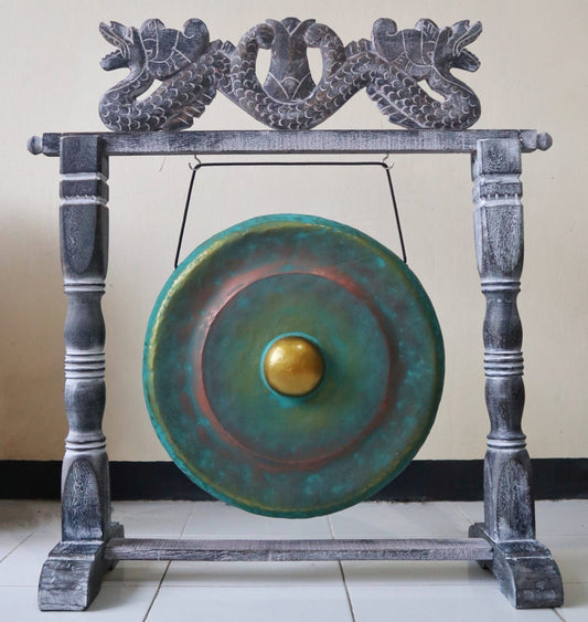 Harmonie-Gong 25 cm in Grün mit handgeschnitztem Albasia-Ständer