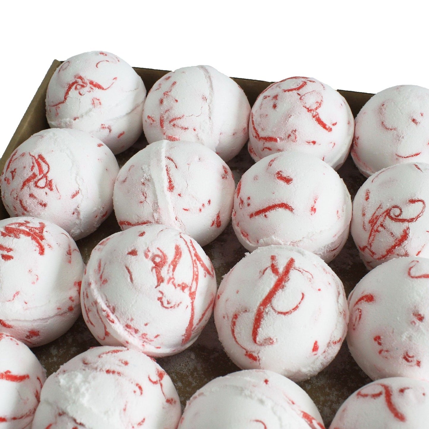 Tropische Badebombe Erdbeer-Kokos – 180g mit pflegender Kokosbutter