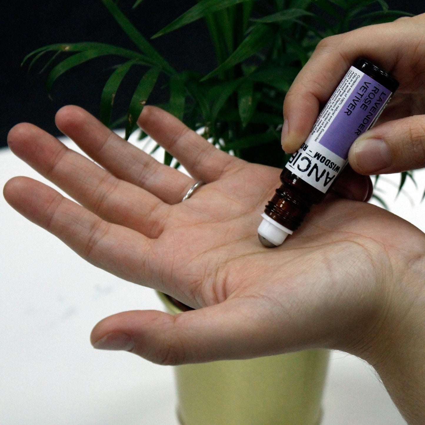 Roll-On für innere Ruhe – Natürliche Entspannungsmischung 10 ml