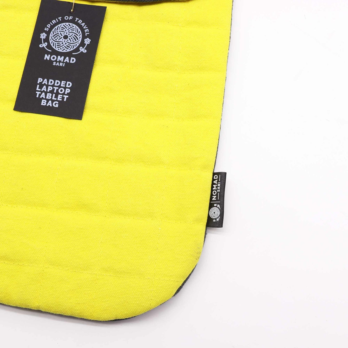 Laptophülle Crazy Yellow – Gepolstert aus robustem Stonewashed Cotton