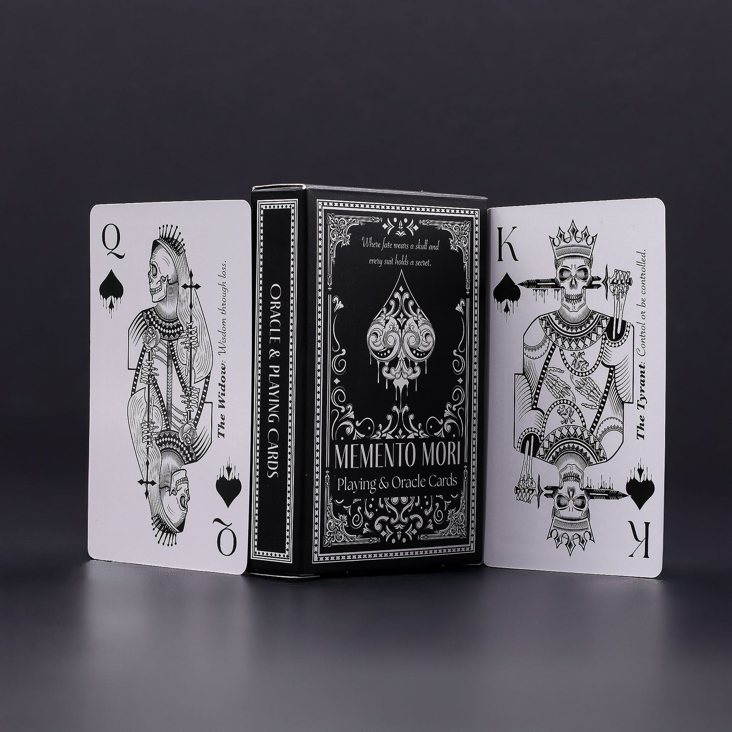 Memento Mori – Gotisches Spiel- & Orakelkarten-Set