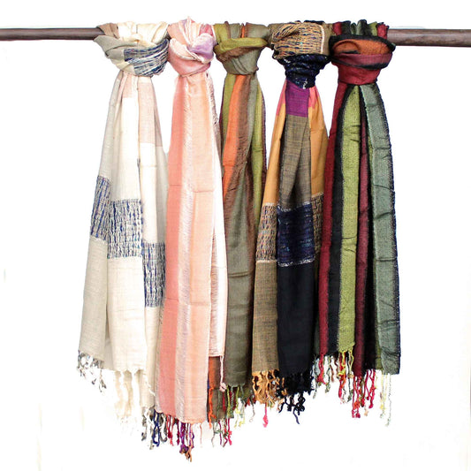 Großformatiger Boho-Schal in lebendigen Grüntönen – 75x180 cm