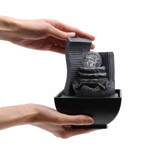 Tischbrunnen 'Harmoniefluss' mit LED - 18 cm Felsendesign aus Polyresin