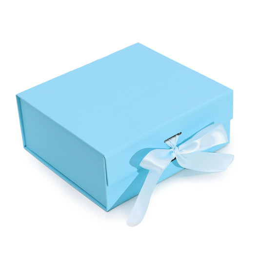 Faltbare Geschenkbox mit Schleife in zartem Babyblau