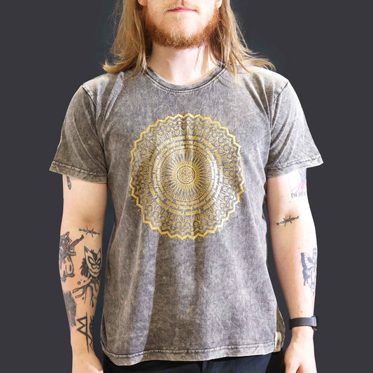 Mandala T-Shirt in Dunkelgrau - Doppelt Stonegewaschen & Fair Handmade