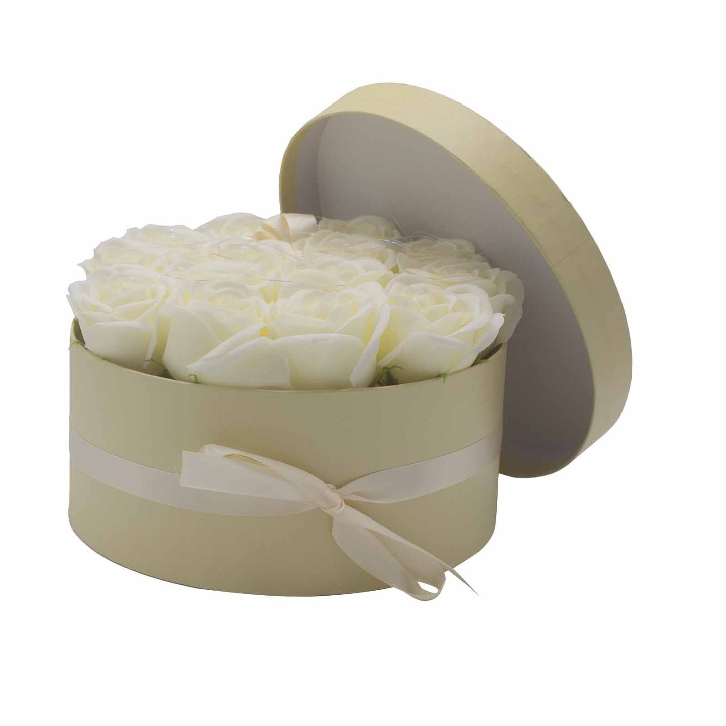 Seifenrosen-Strauß in Creme - 14 handgeformte Rosen für ein sinnliches Badeerlebnis