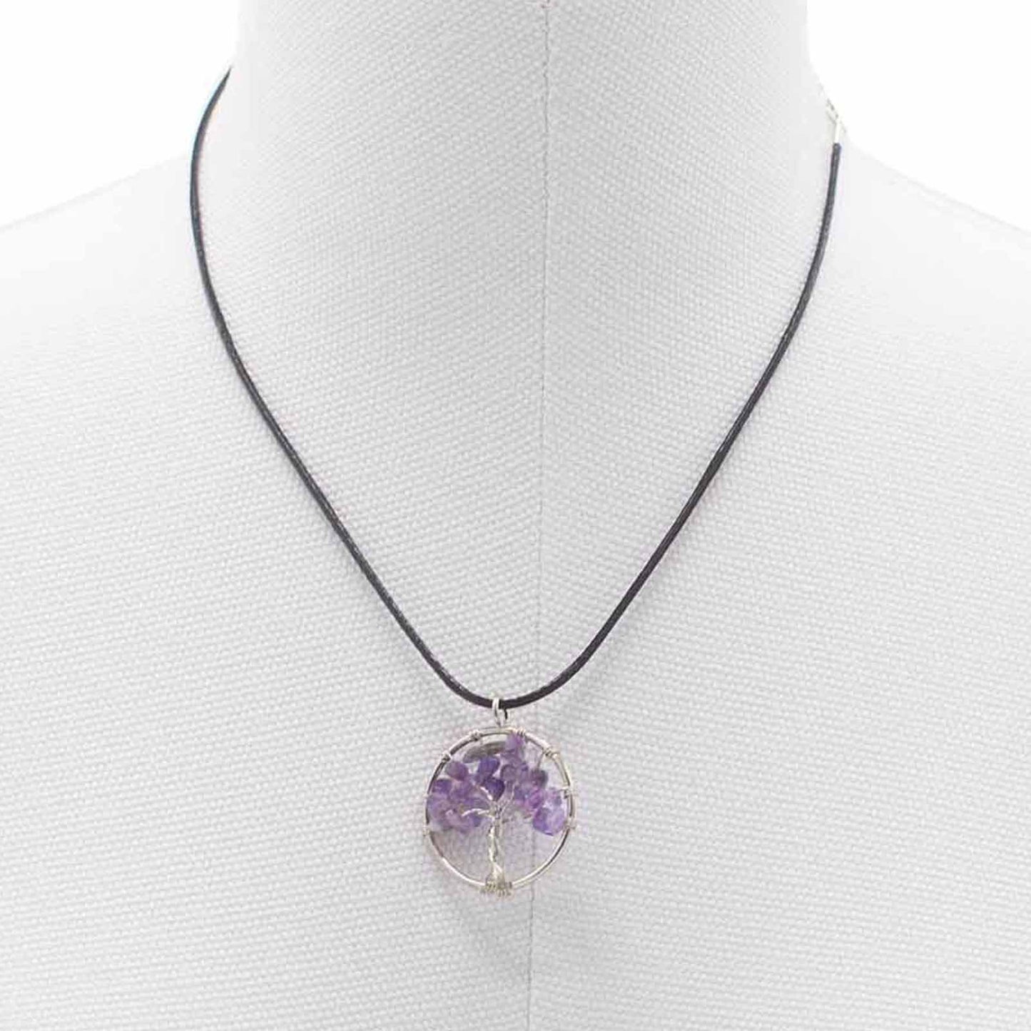 Lebensbaum-Anhänger aus Amethyst – Handgefertigt mit Lederband