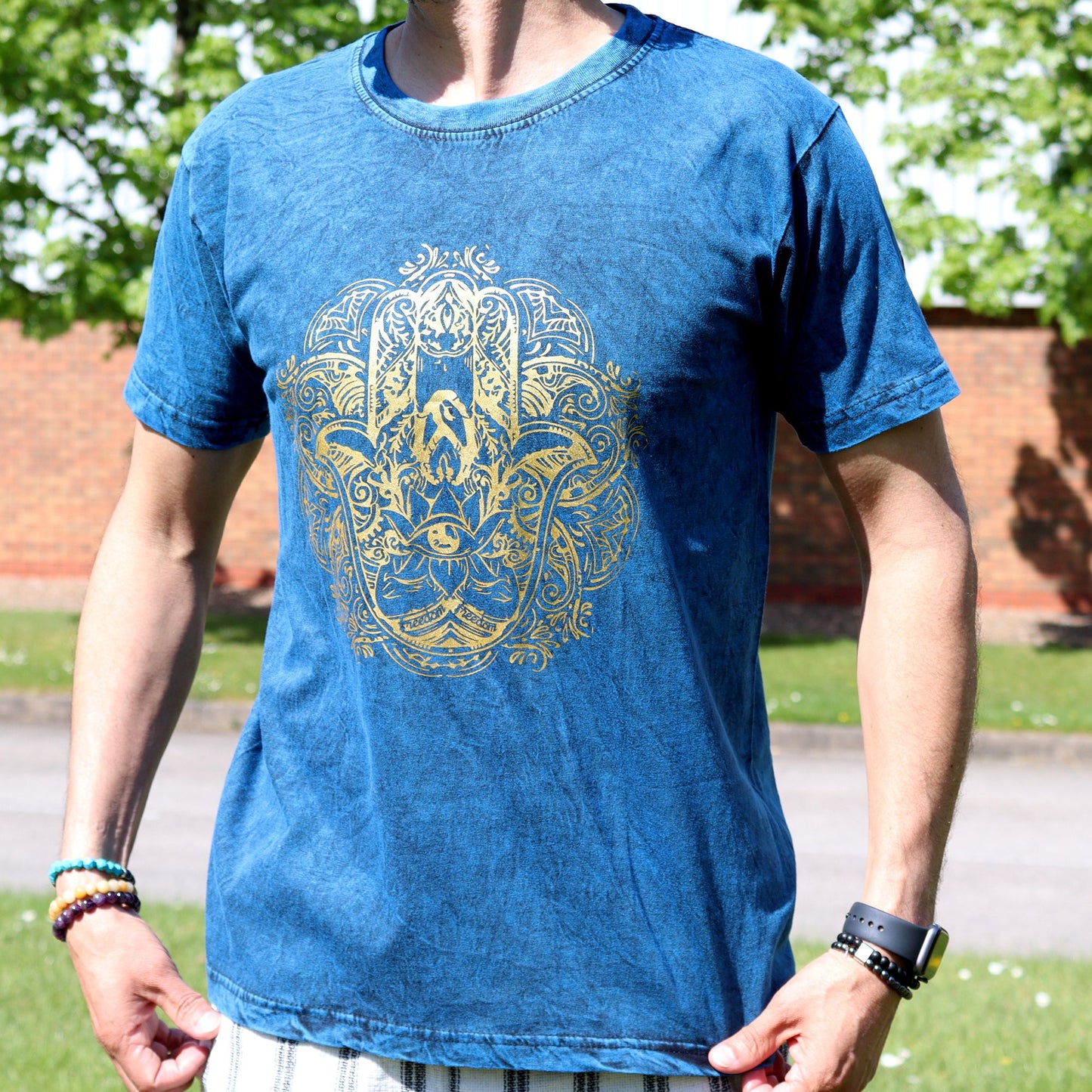 Hamsa Schutzhand T-Shirt in Steinwäsche - Blau