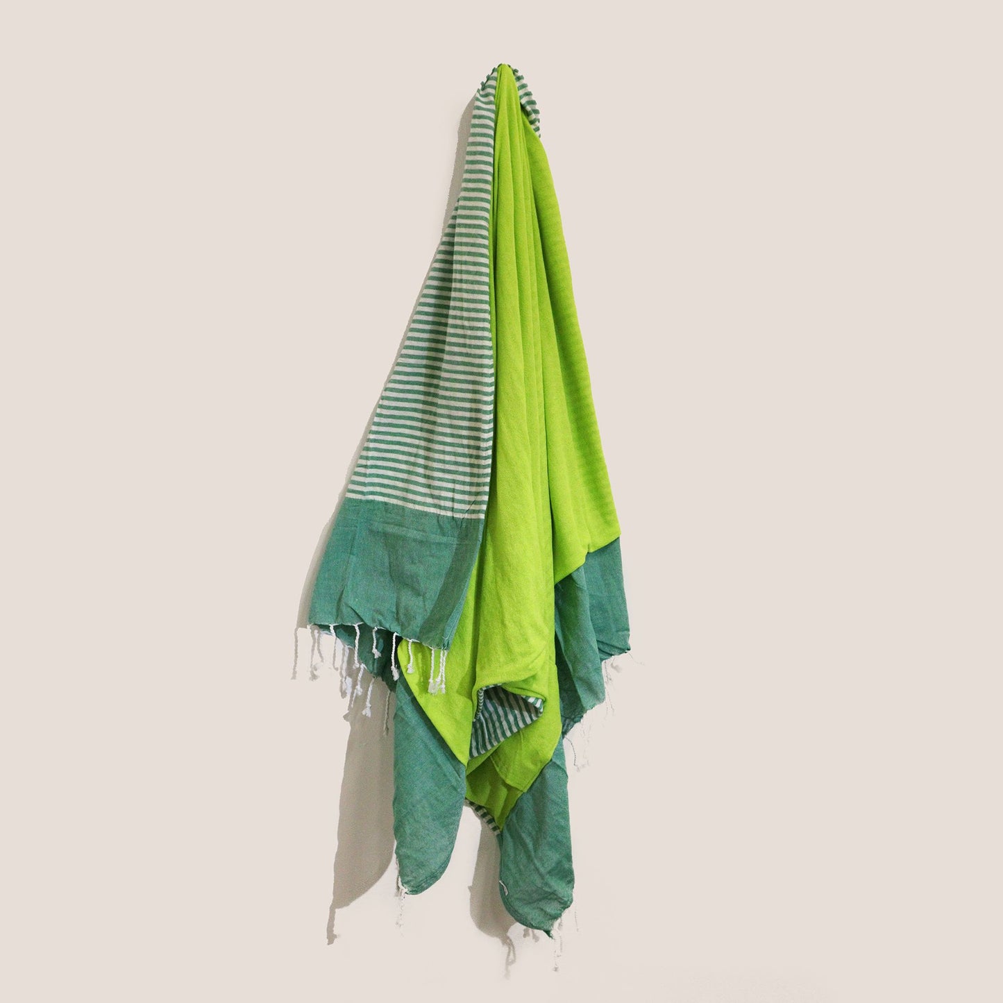 Picknick Grün Pareo – Handgefertigtes Baumwolltuch für Strand & Freizeit