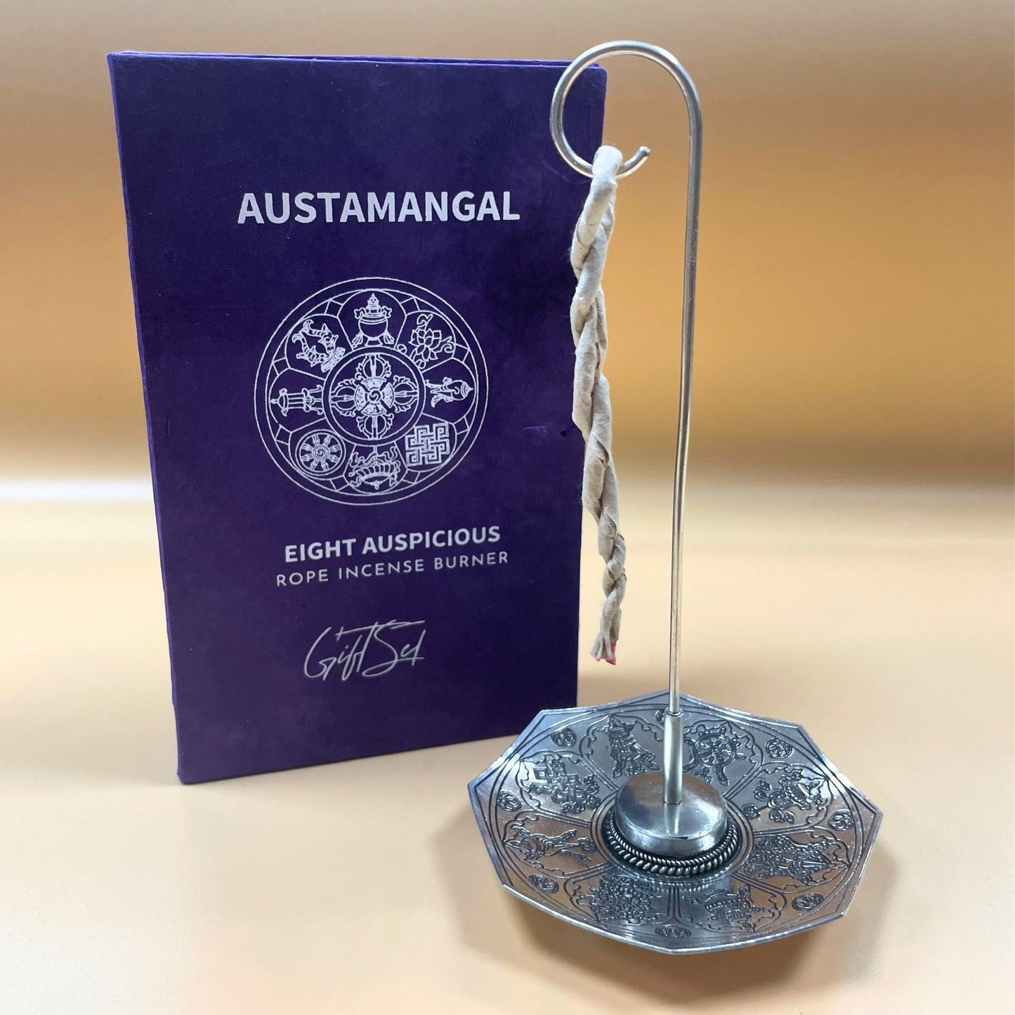 Räucherschnur-Set 'Acht Glückssymbole' mit versilertem Halter – 10 Stäbchen in Geschenkbox