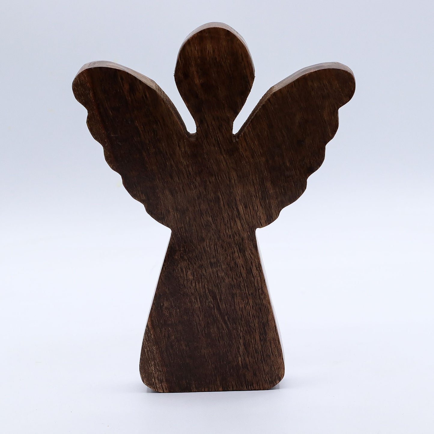 Handgeschnitzte Engel-Figur aus Mango-Holz mit goldenen Flügeln
