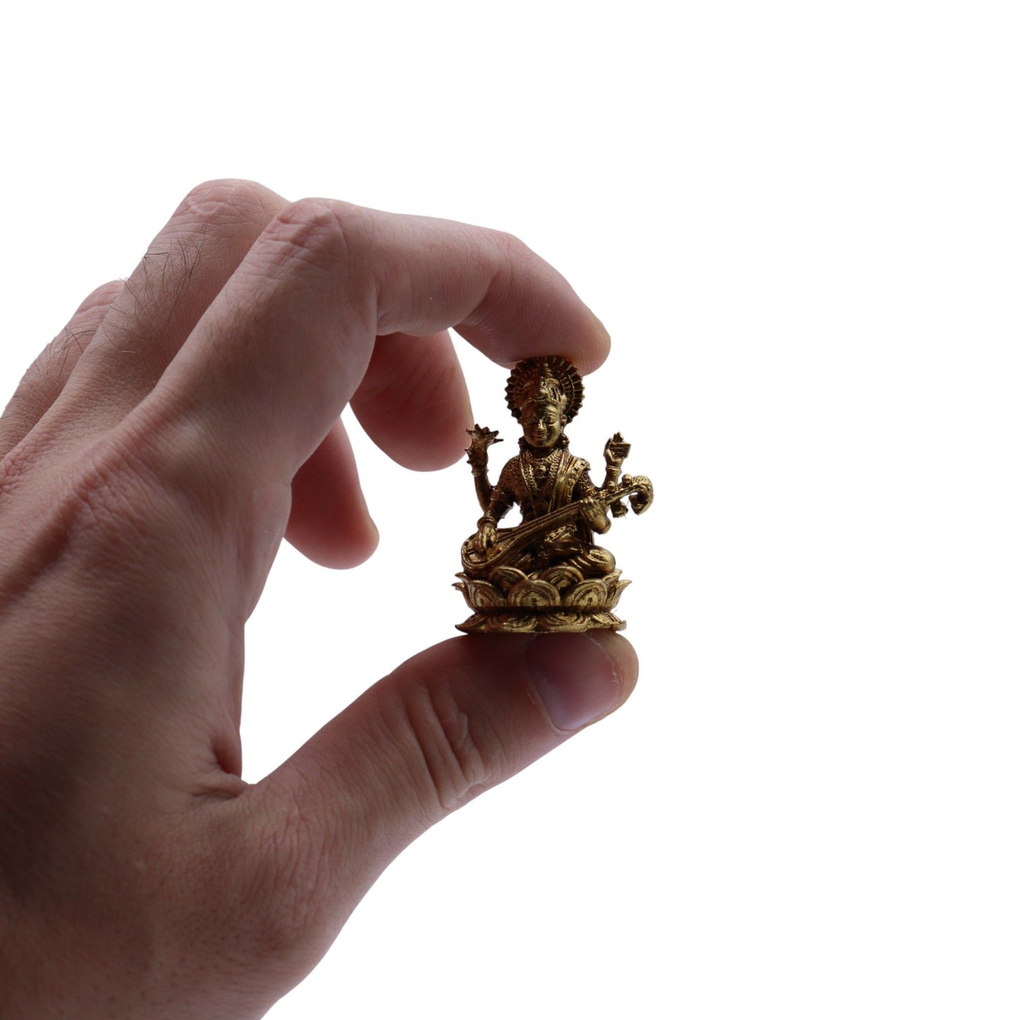 Messing-Statuette Saraswati – Göttin der Weisheit & Kunst (34 mm)