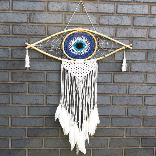 Makramee Traumfänger mit Schutzauge in Blau, Weiß und Schwarz – Handgefertigter Wandschmuck