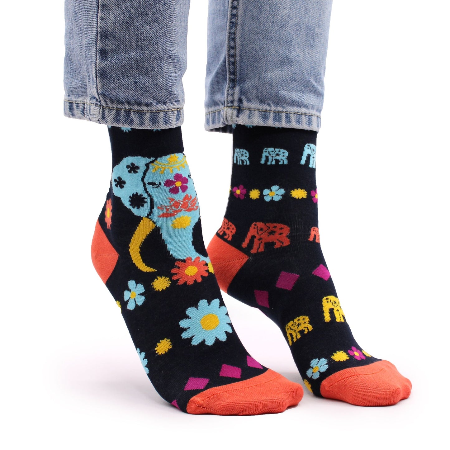 Bambussocken 'Glückselefant' – Weiche Socken mit mystischem Design für Herren (Gr. 36-40)