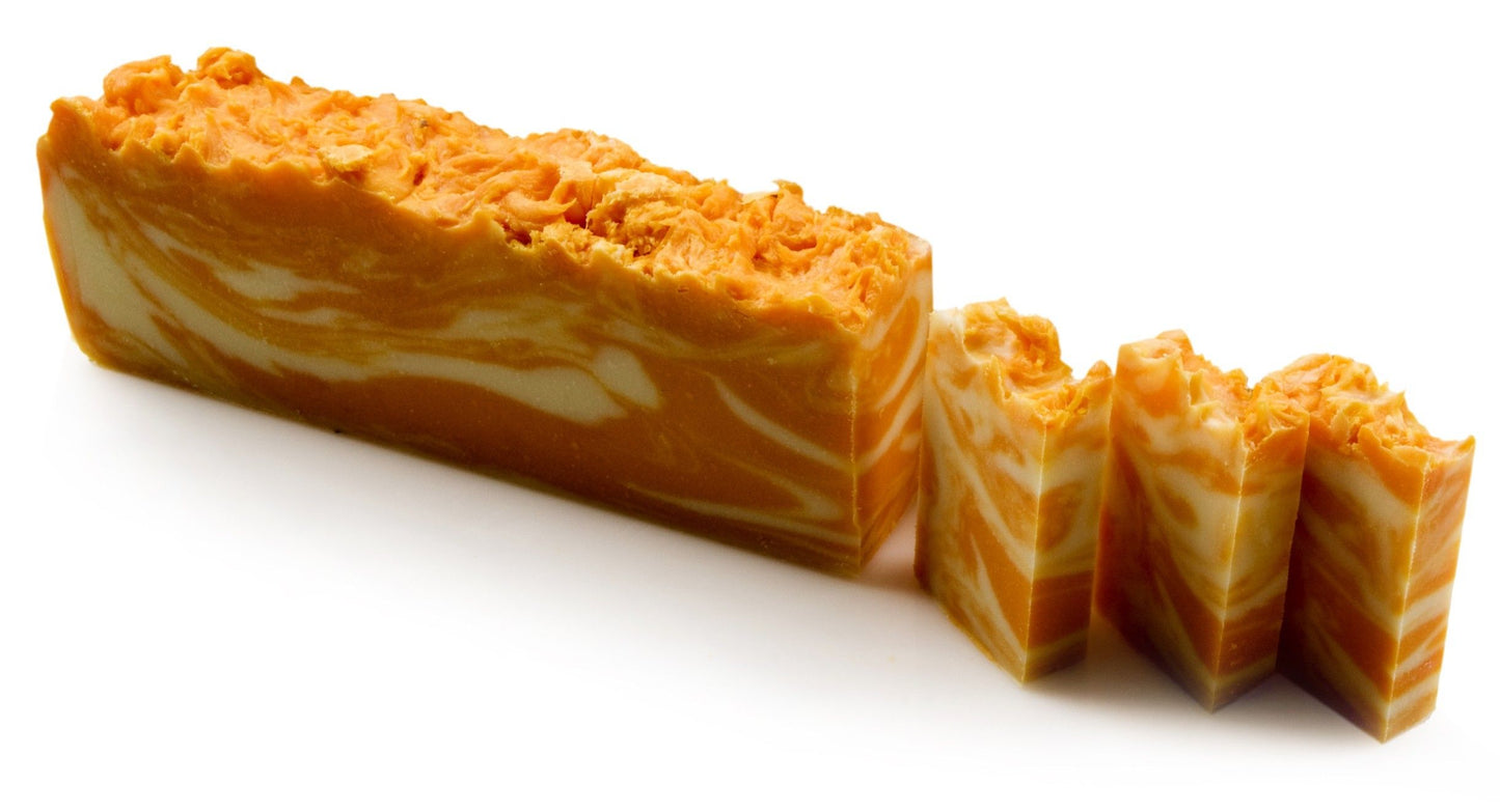 Handgemachte Naturseife mit Orange & Olivenöl – Frische für die Sinne