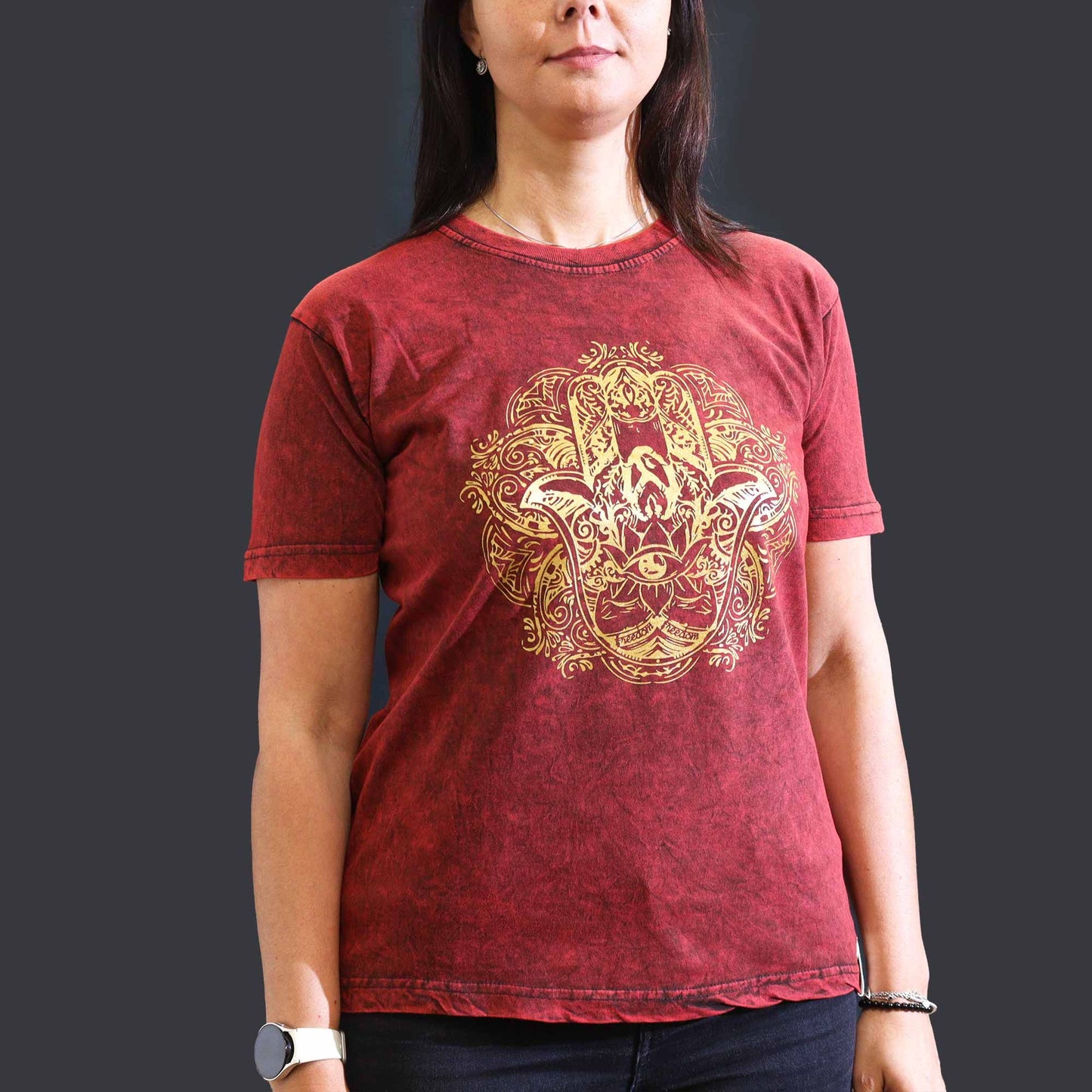 Hamsa Schutzhand T-Shirt in Maroon – Vintage-Look aus steingewaschener Baumwolle