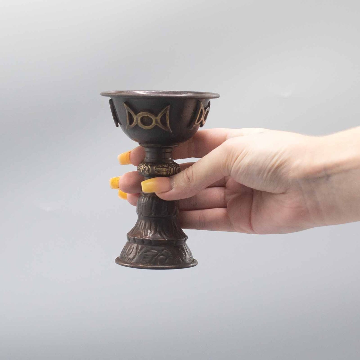 Ritualbecher 'Dreifachmond' aus Kupfer – 8 x 13 cm für spirituelle Praktiken