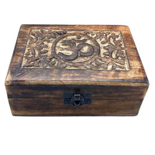 Mangoholz-Box mit Om-Gravur | 15x10x6 cm | Für Erinnerungen & Schmuck