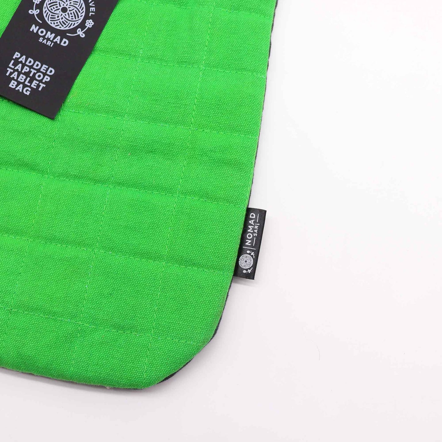 Laptoptasche gepolstert in frischem Froschgrün – Handgefertigt aus Stonewashed-Baumwolle