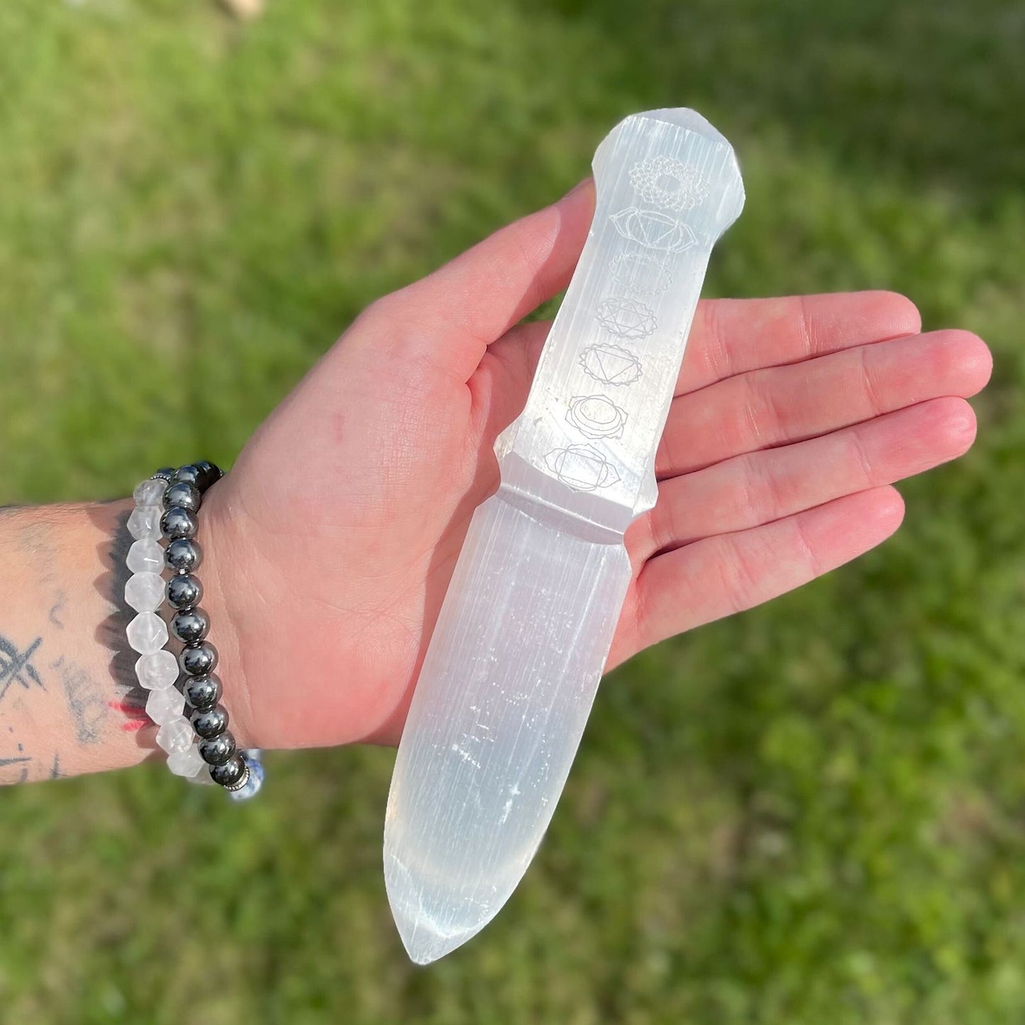 Selenit Ritualmesser – Symbolischer Energieleiter für Klarheit und Transformation