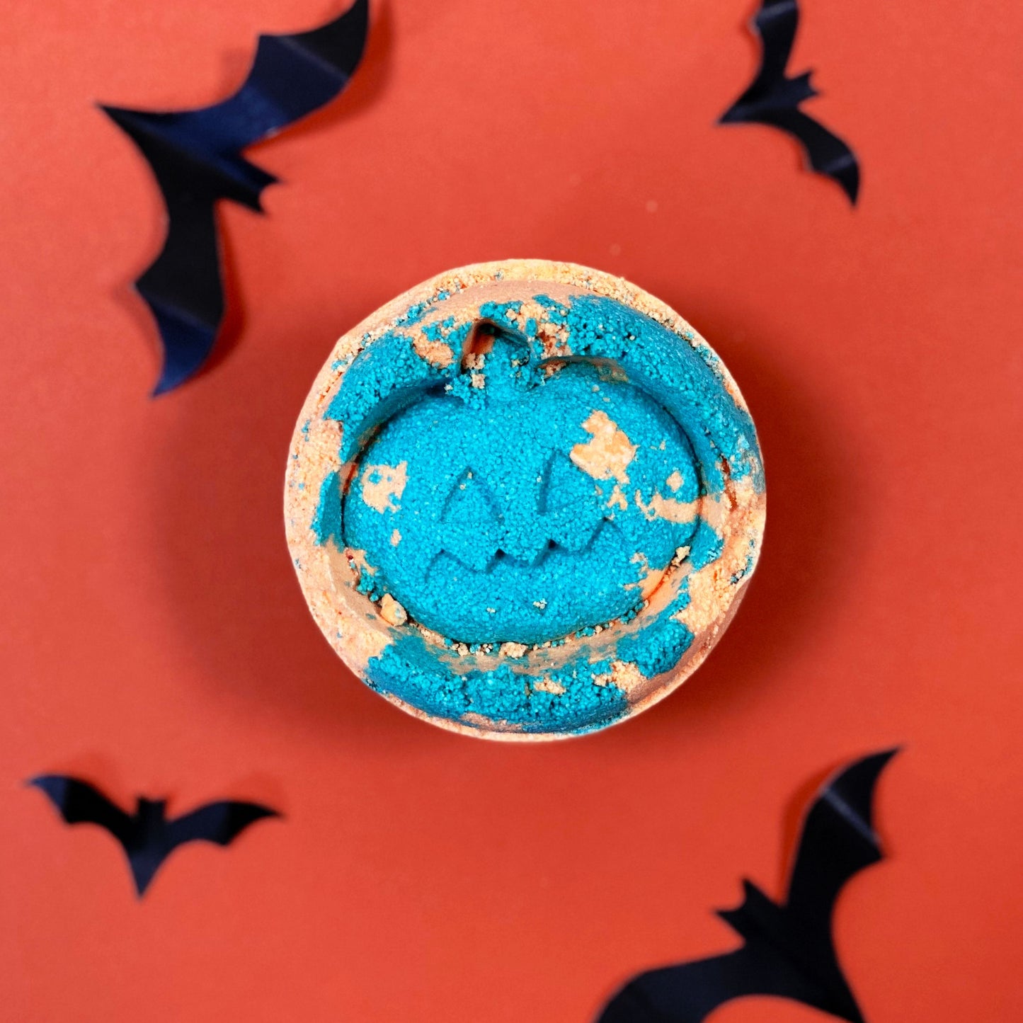 Halloween Badebombe Fenchel & Orange – Handgefertigte Wellness für die Gruselzeit